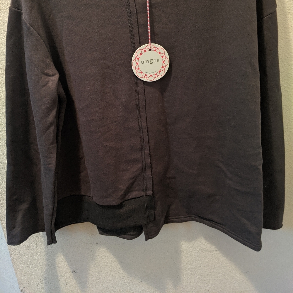Umgee long sleeve size lG